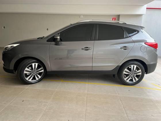HYUNDAI IX35 2.0 MPFI GLS 16V FLEX 4P AUTOMÁTICO HYUNDAI IX35 2.0 MPFI GLS 16V FLEX 4P AUTOMÁTICO